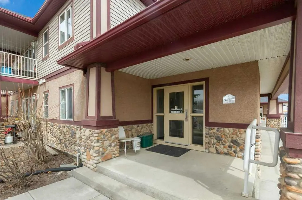 170 N Railway Street Okotoks AB T1S 1Z8