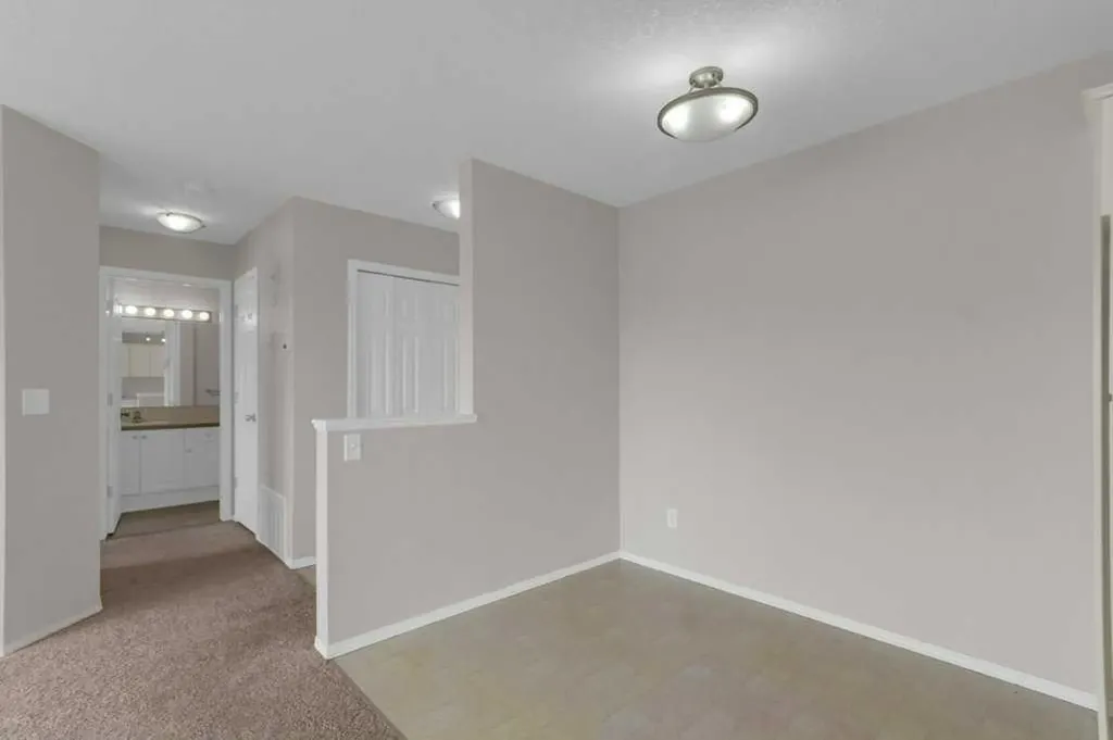 170 N Railway Street Okotoks AB T1S 1Z8