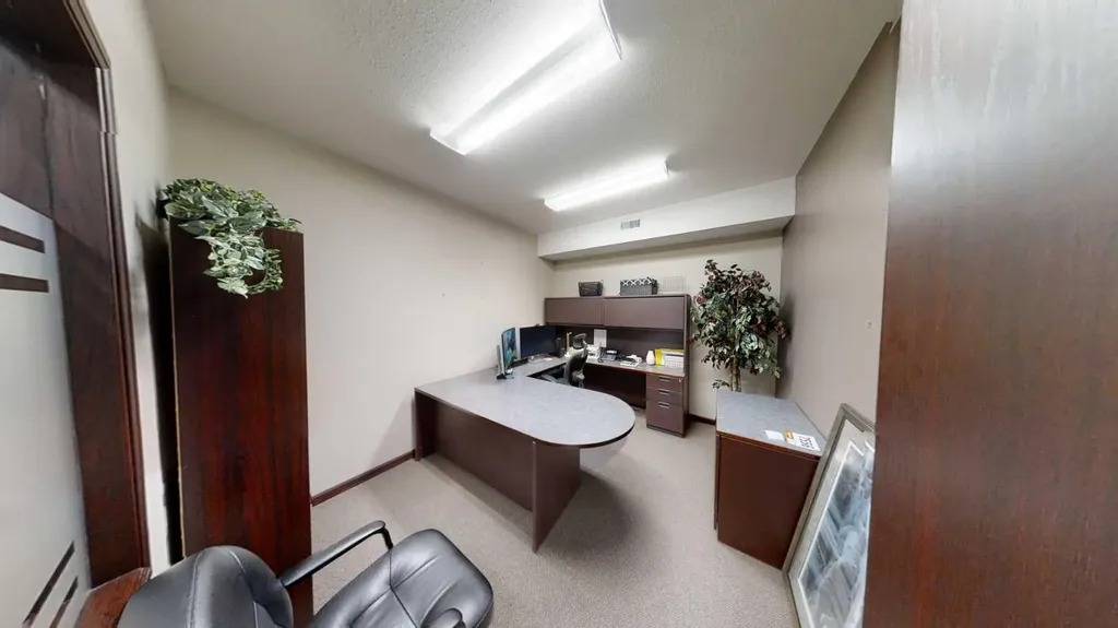 9824 97 Avenue Grande Prairie AB T8V 7K2