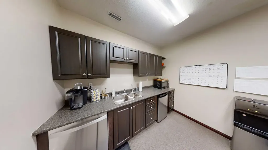 9824 97 Avenue Grande Prairie AB T8V 7K2