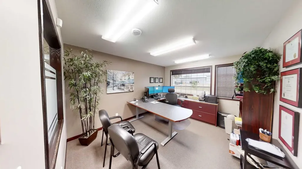 9824 97 Avenue Grande Prairie AB T8V 7K2