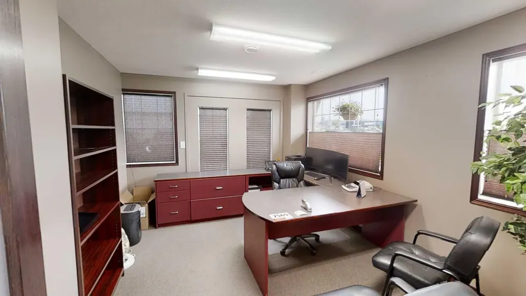 9824 97 Avenue Grande Prairie AB T8V 7K2