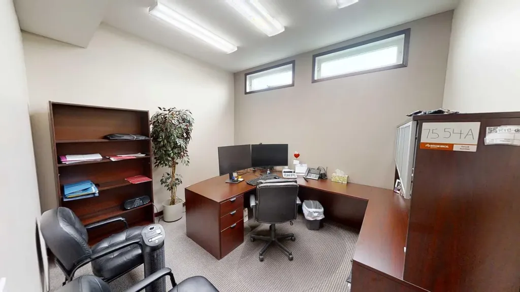 9824 97 Avenue Grande Prairie AB T8V 7K2