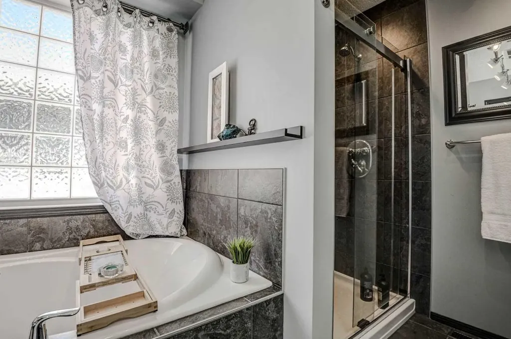 23 Cranberry Circle SE Calgary AB T3M 0M1