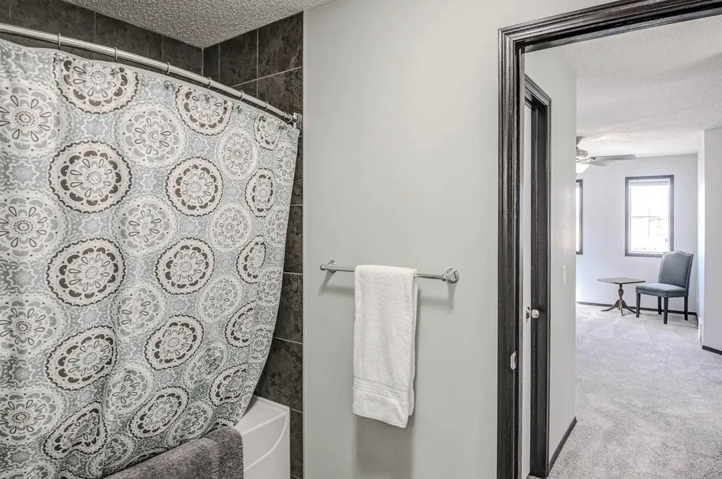23 Cranberry Circle SE Calgary AB T3M 0M1