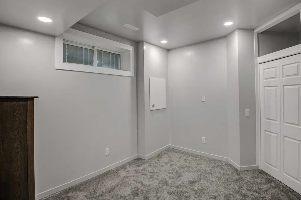 23 Cranberry Circle SE Calgary AB T3M 0M1