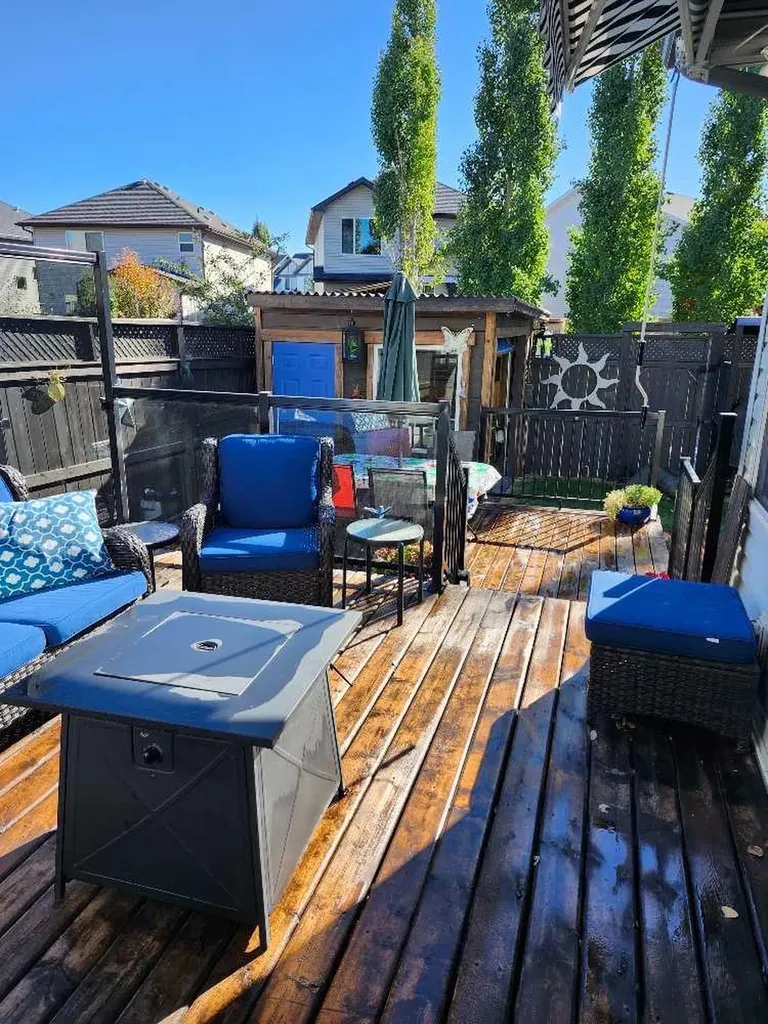 23 Cranberry Circle SE Calgary AB T3M 0M1