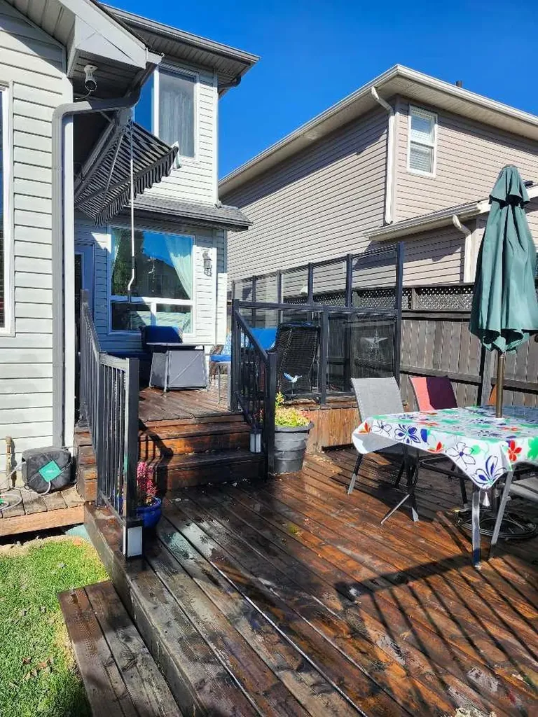 23 Cranberry Circle SE Calgary AB T3M 0M1