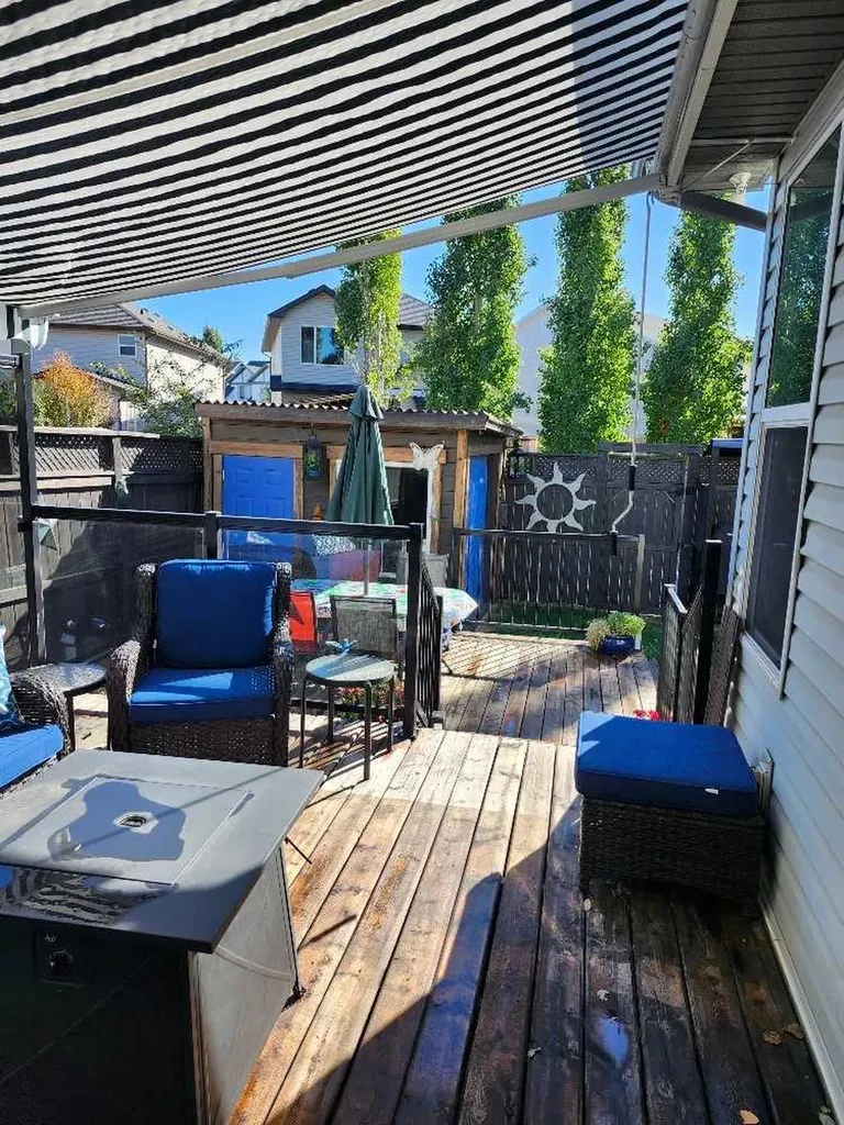 23 Cranberry Circle SE Calgary AB T3M 0M1