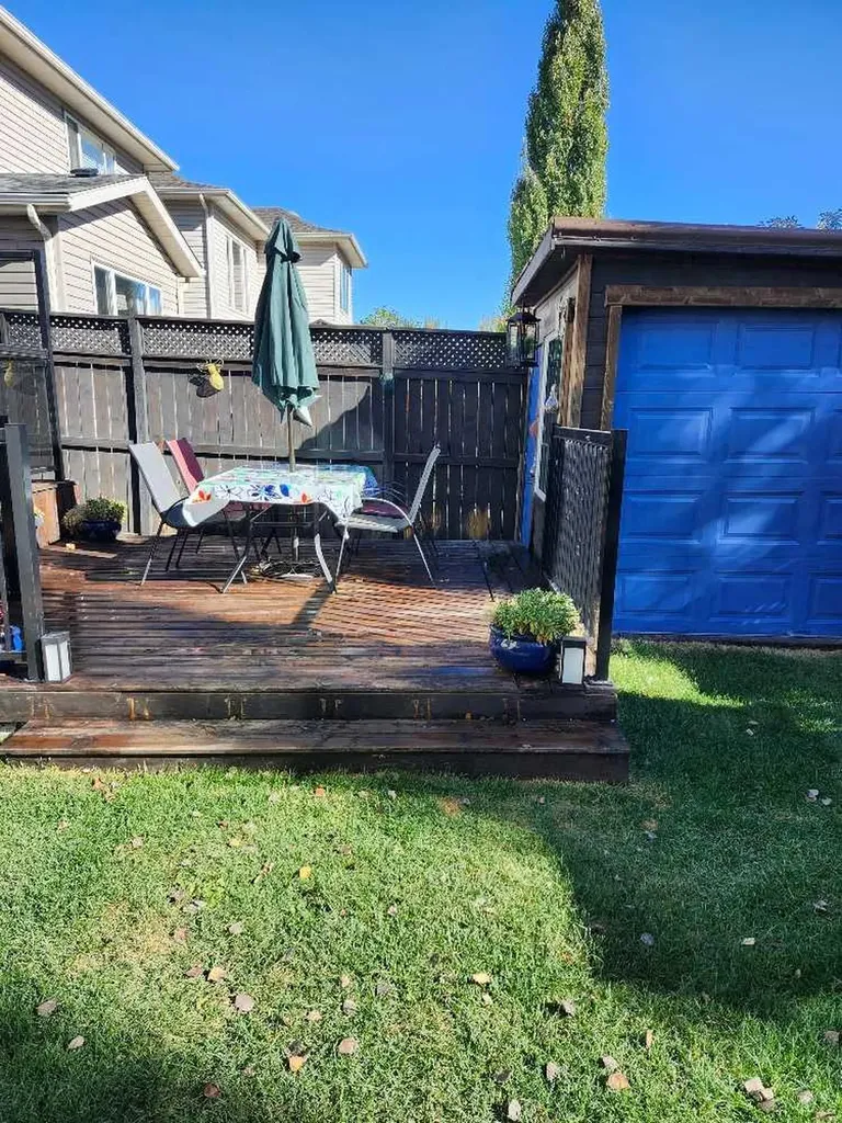 23 Cranberry Circle SE Calgary AB T3M 0M1