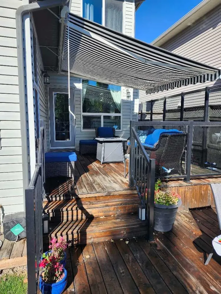 23 Cranberry Circle SE Calgary AB T3M 0M1