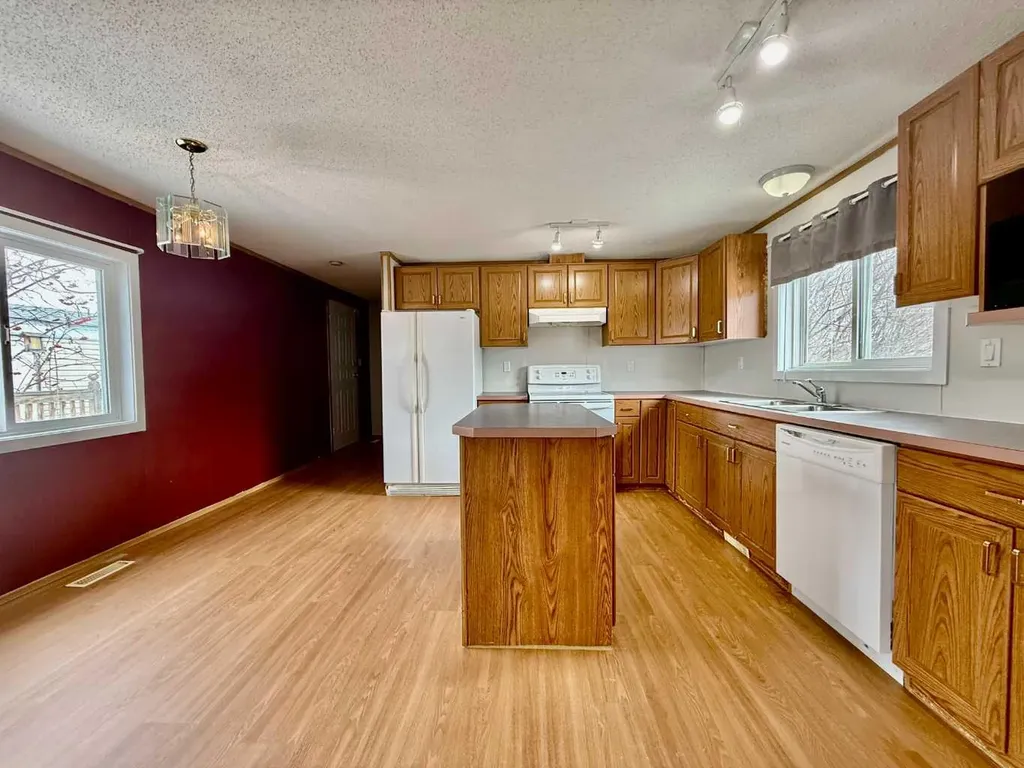 116 Cokerill Crescent Fort Mcmurray AB t9k2j3