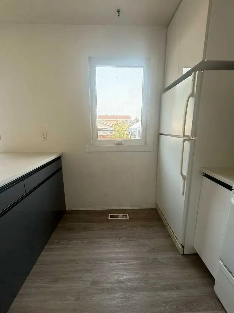 22 Whitman Close NE Calgary AB Y1Y 4H4