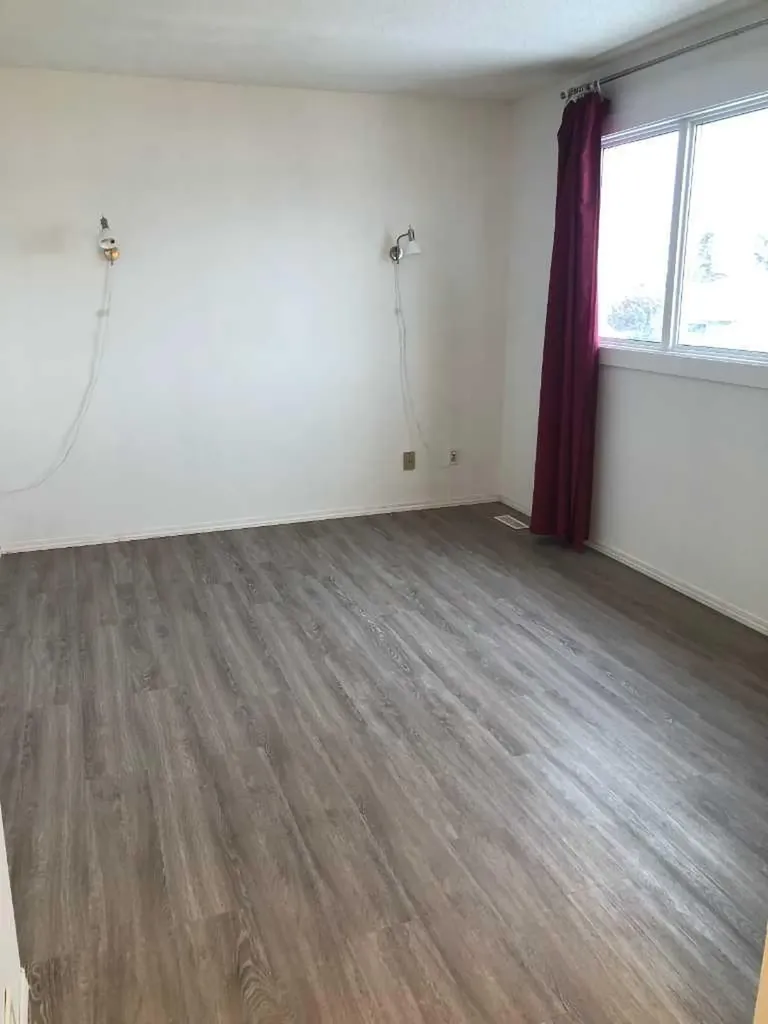 22 Whitman Close NE Calgary AB Y1Y 4H4