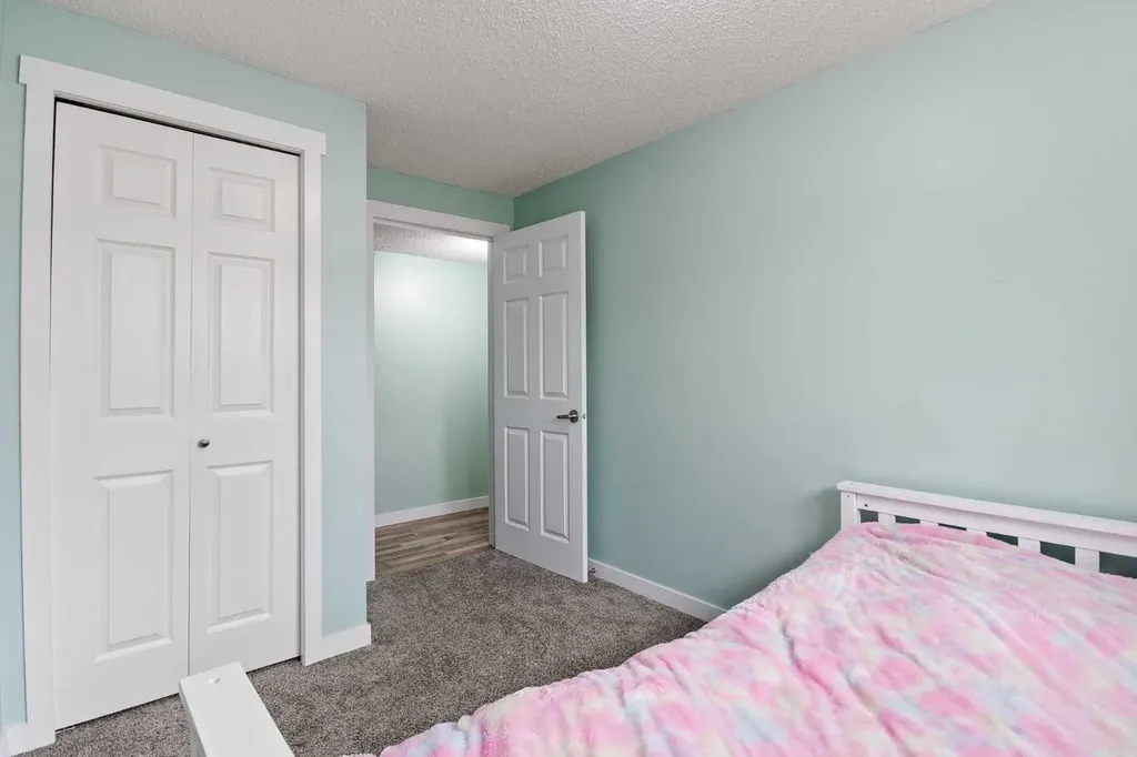 2725 47 Avenue Lloydminster SK S9V 1H3