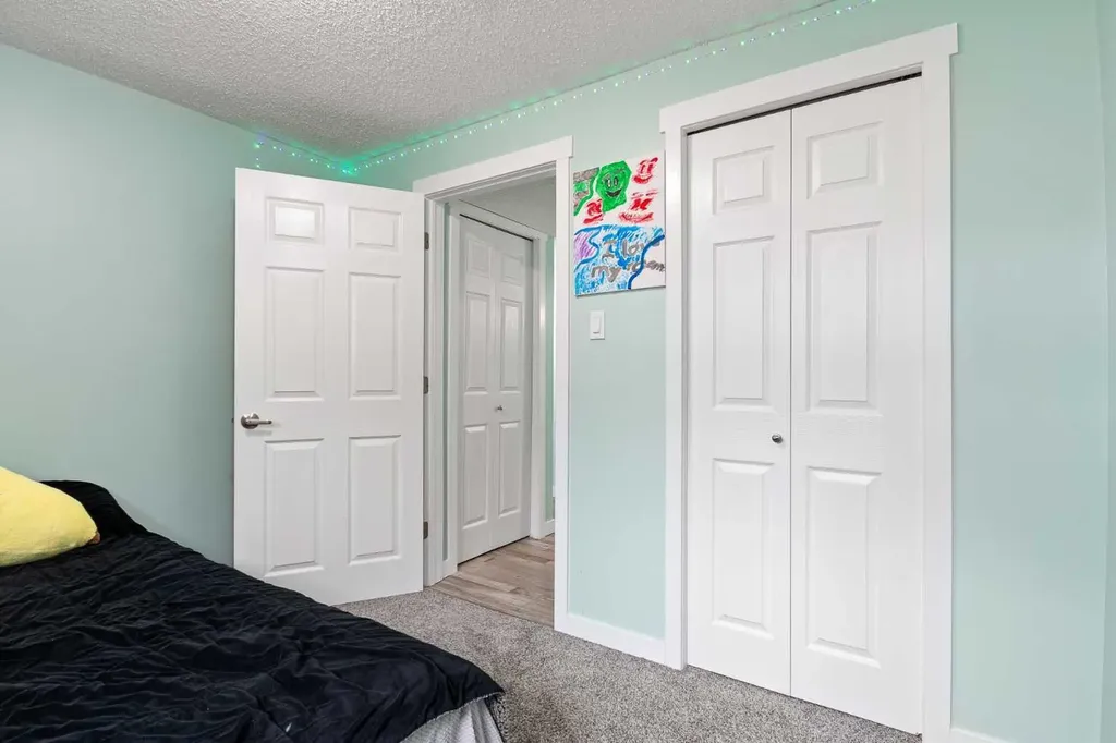 2725 47 Avenue Lloydminster SK S9V 1H3