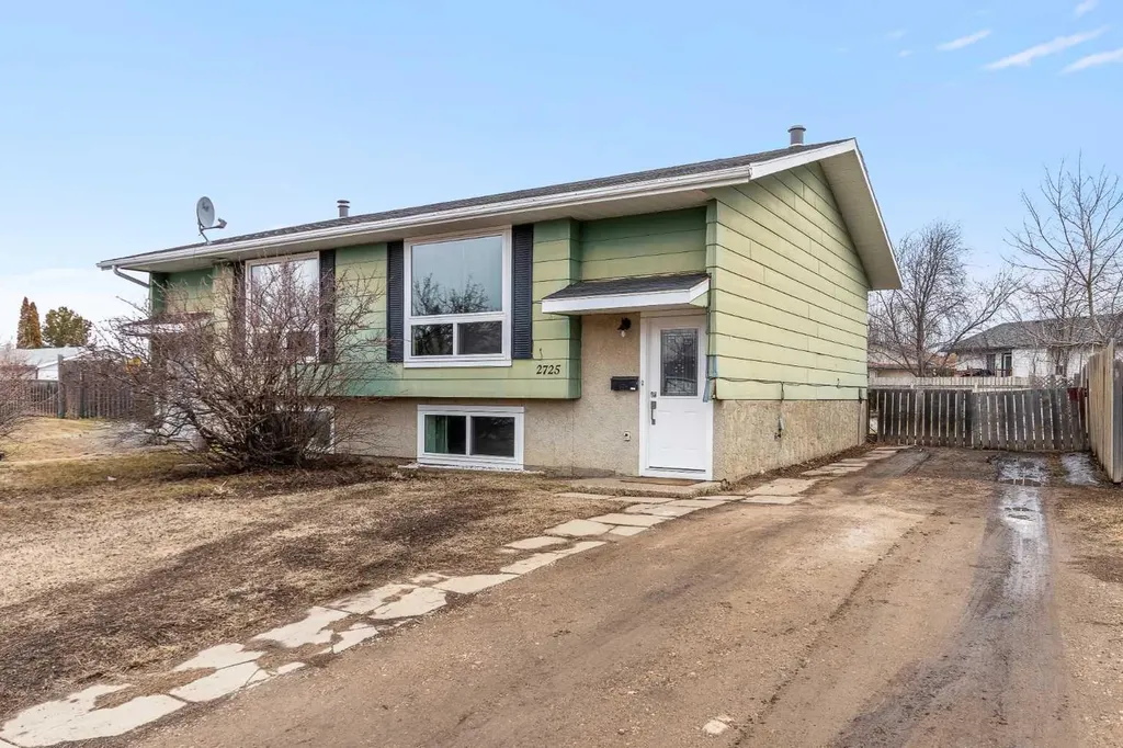 2725 47 Avenue Lloydminster SK S9V 1H3