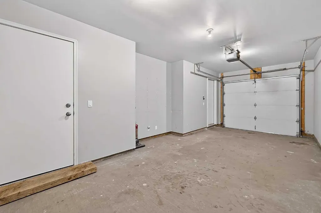 13015 Coventry Hills Way NE Calgary AB T3K 0W6