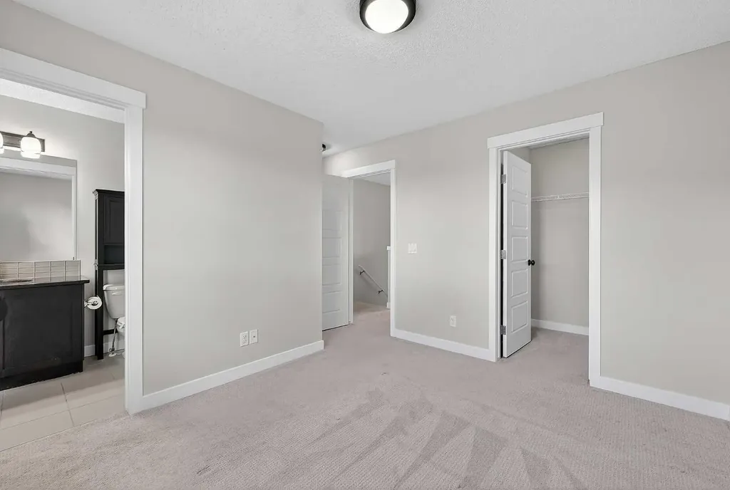 13015 Coventry Hills Way NE Calgary AB T3K 0W6