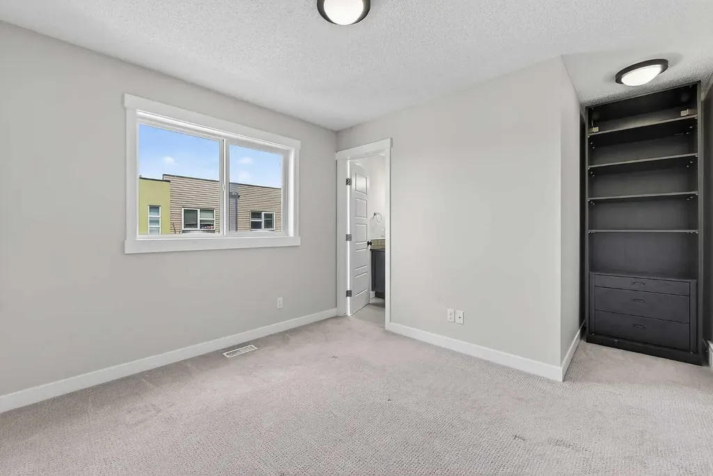13015 Coventry Hills Way NE Calgary AB T3K 0W6