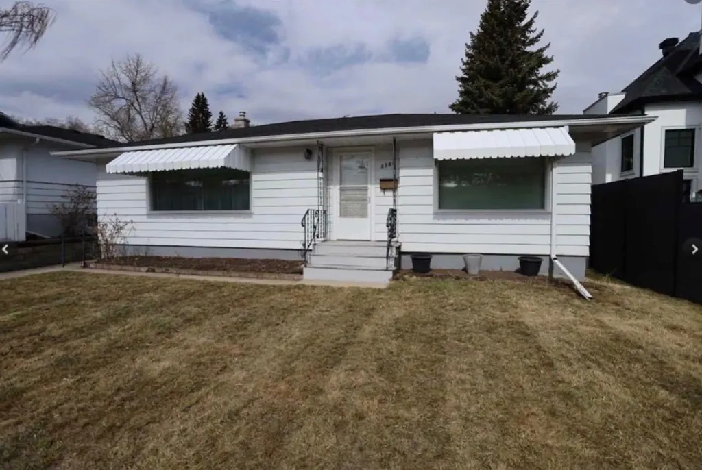 2908 13 Avenue NW Calgary AB T2N 1M2