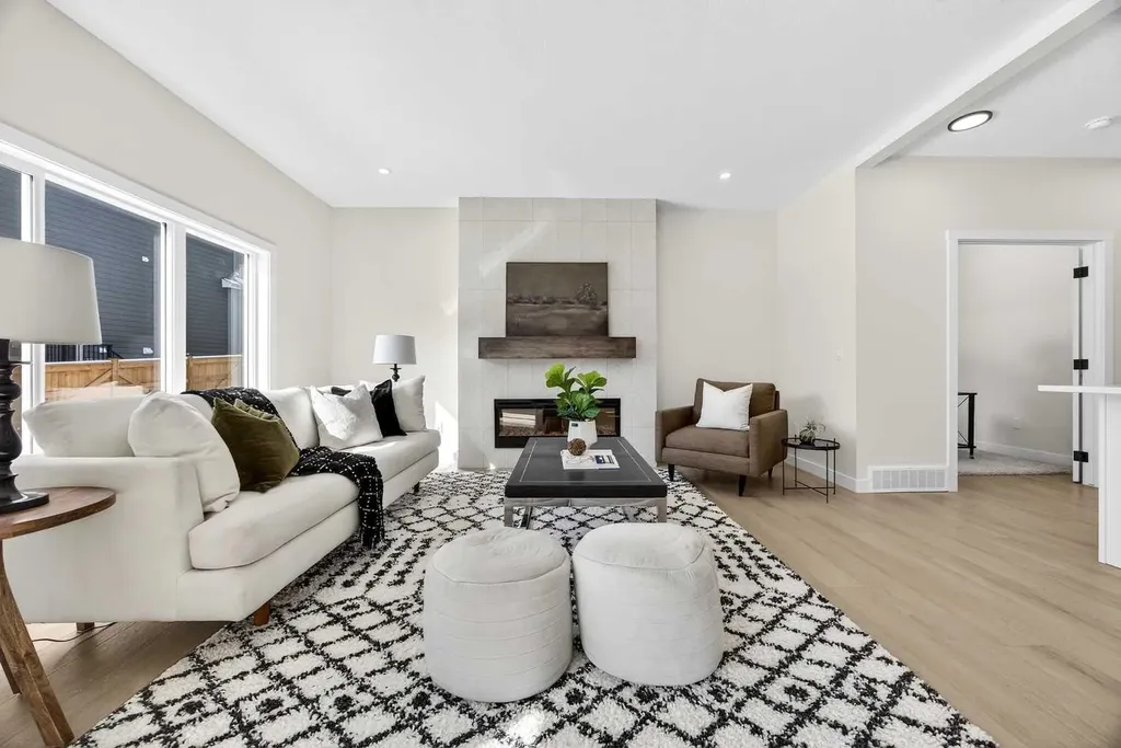997 Alpine Drive SW Calgary AB T2Y 0Z3