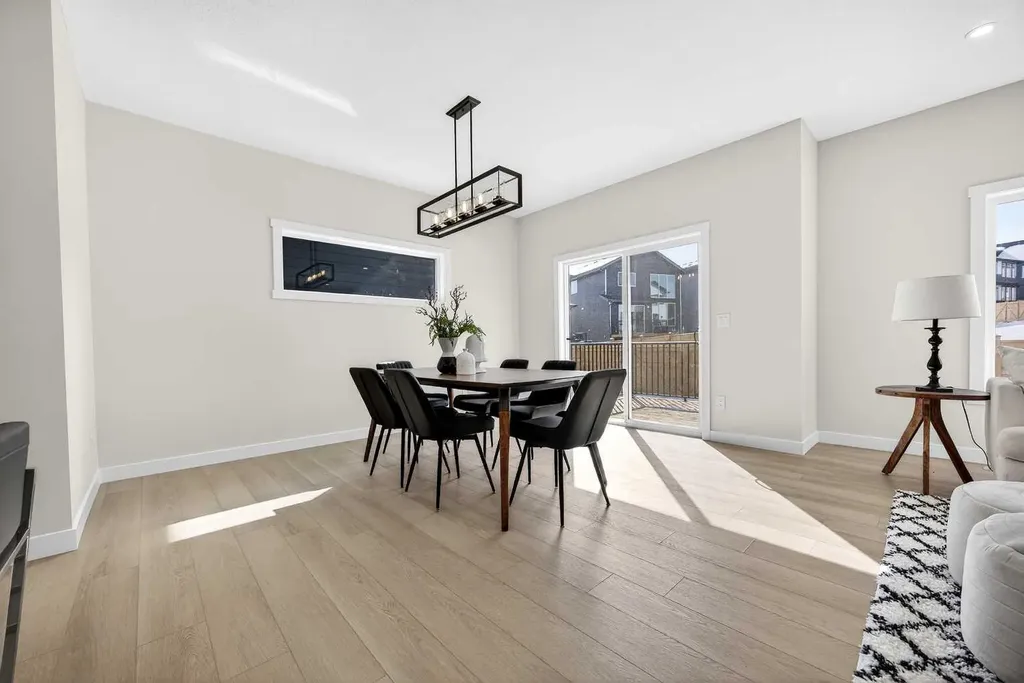 997 Alpine Drive SW Calgary AB T2Y 0Z3