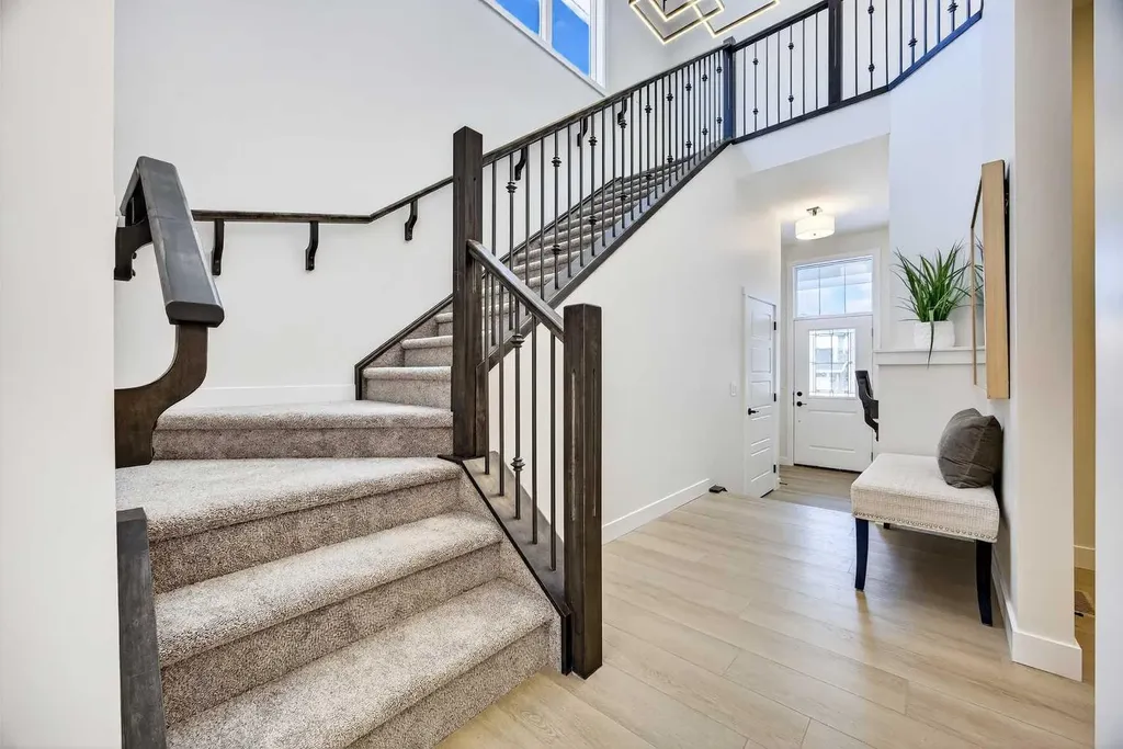 997 Alpine Drive SW Calgary AB T2Y 0Z3