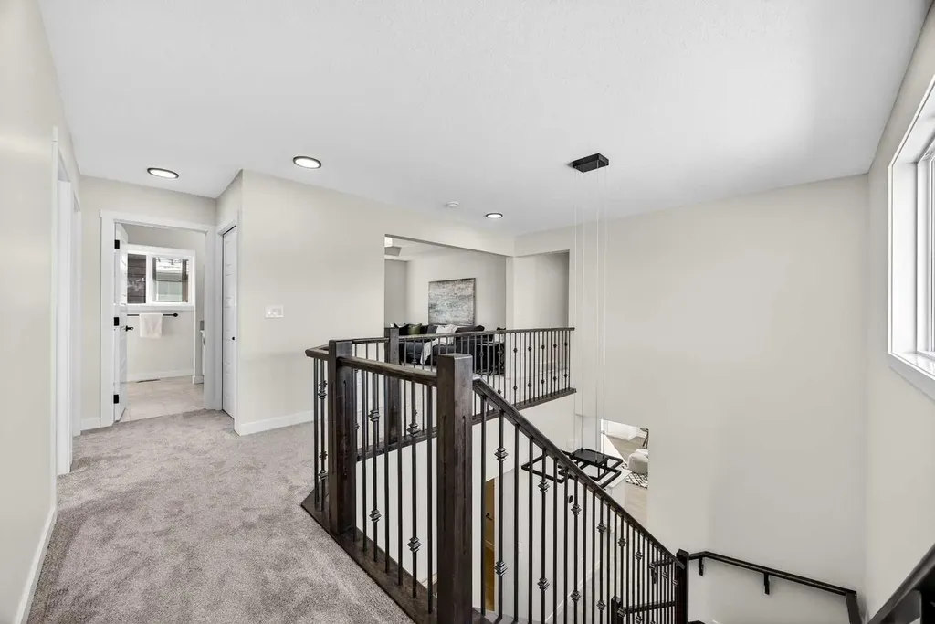 997 Alpine Drive SW Calgary AB T2Y 0Z3