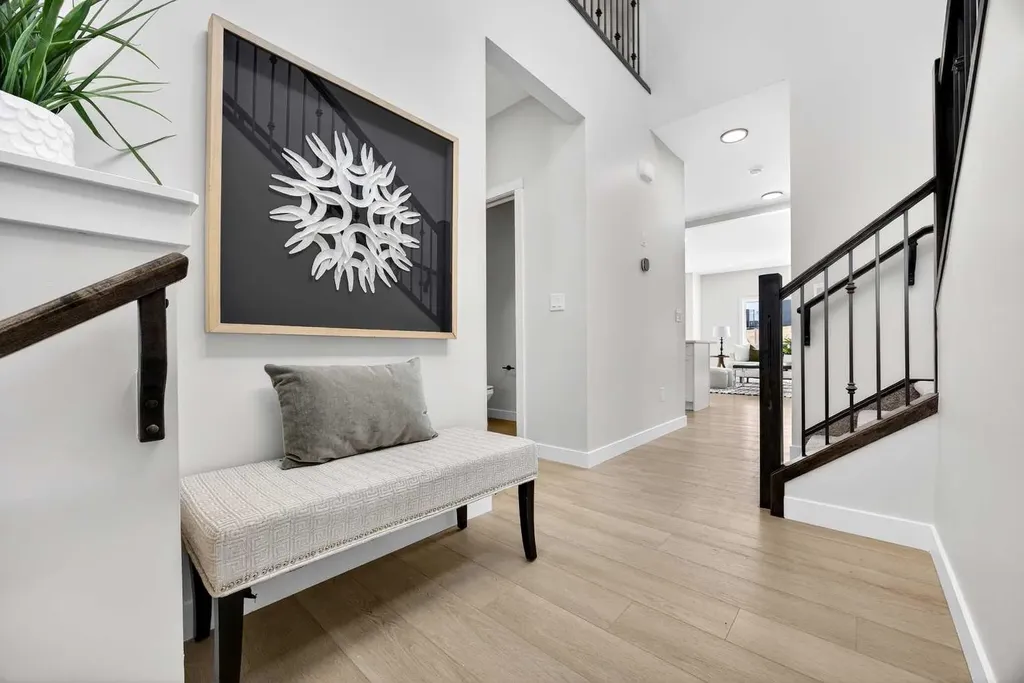 997 Alpine Drive SW Calgary AB T2Y 0Z3