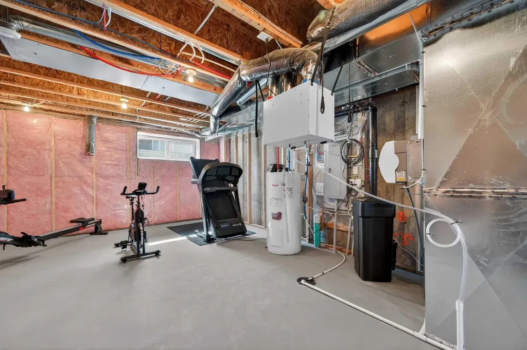 29 Skyview Parade NE Calgary AB T3N 0V4