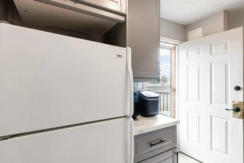 2713 47 Avenue Lloydminster SK S9V 1H3