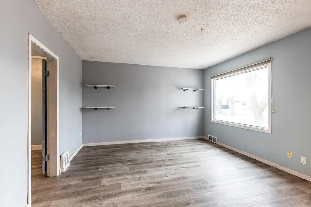 1152 Braemar Street SE Medicine Hat AB T1A 0W2