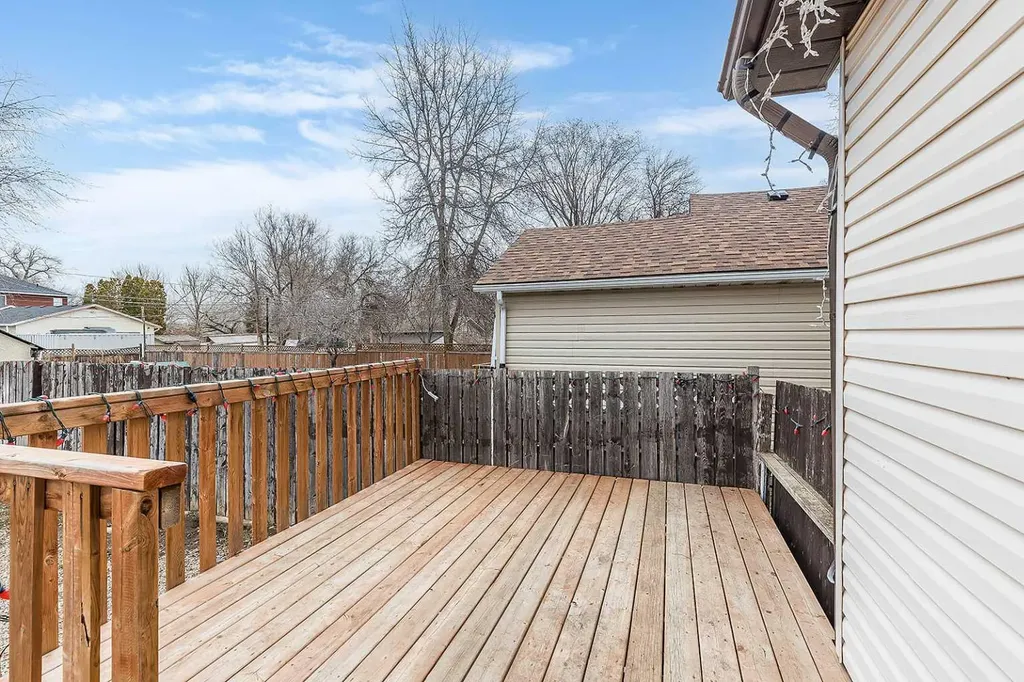 1152 Braemar Street SE Medicine Hat AB T1A 0W2