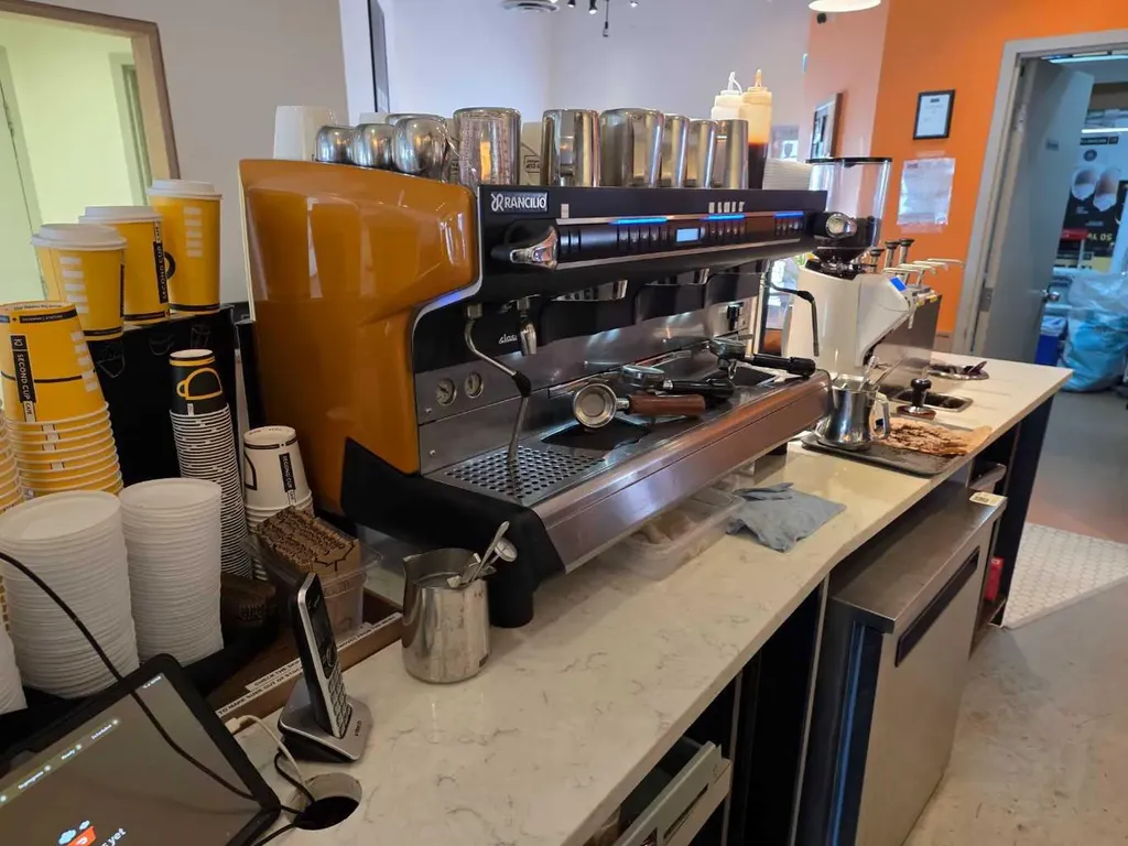 2803 17 Avenue SW Calgary AB T3E 0A8
