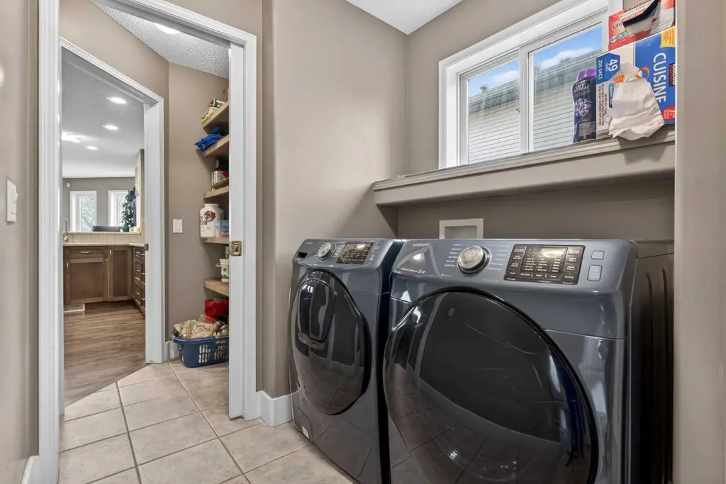 111 Valley Ponds Crescent NW Calgary AB T3B 5T7