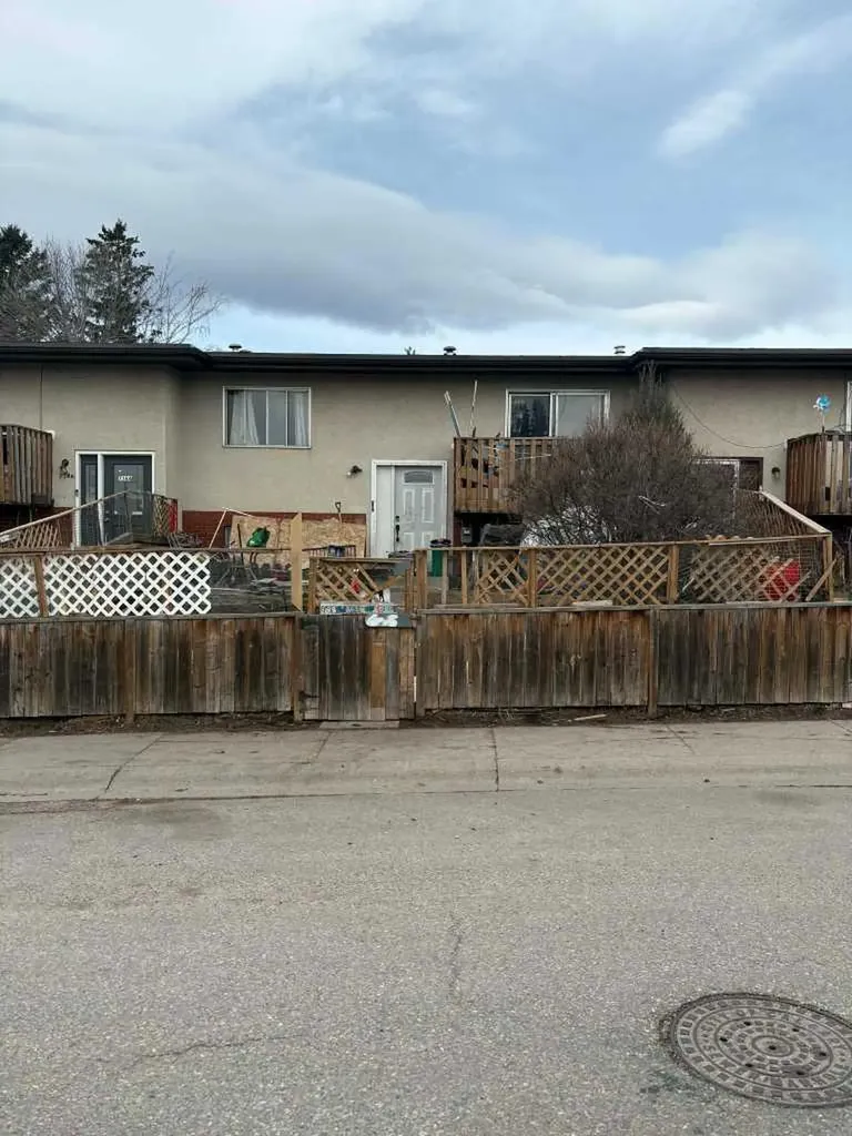 716B Raynard Crescent SE Calgary AB T2A 1X7