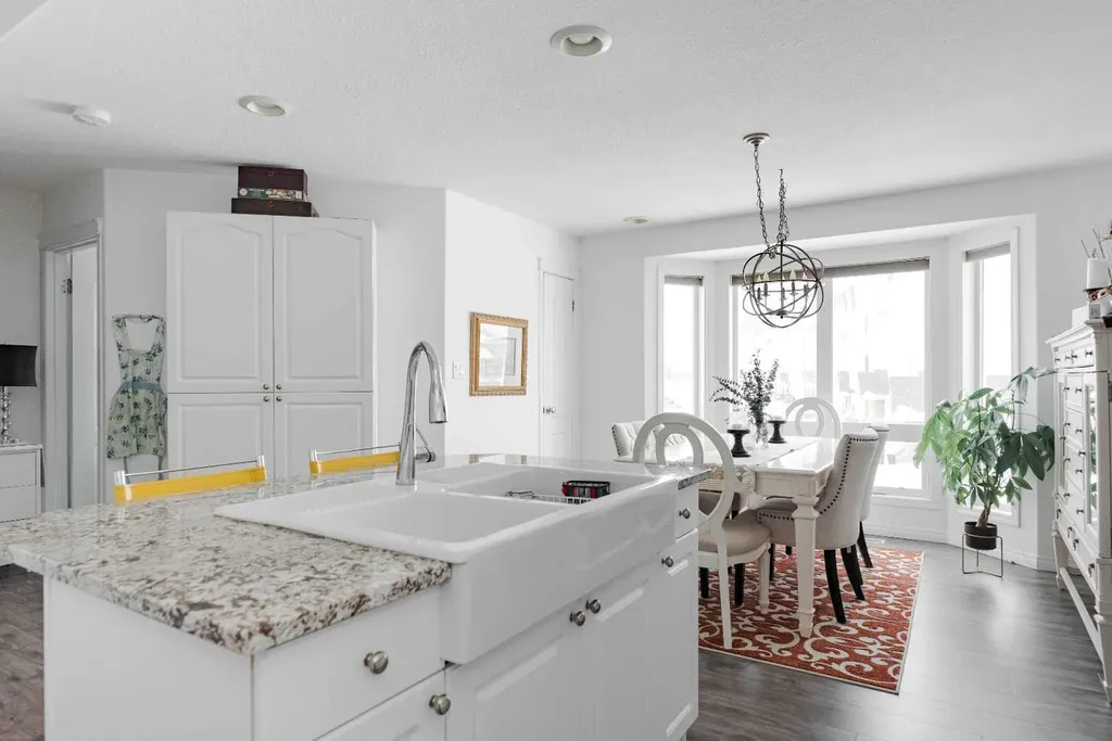 97 Wilson Drive Fort Mcmurray AB T9H 5R4