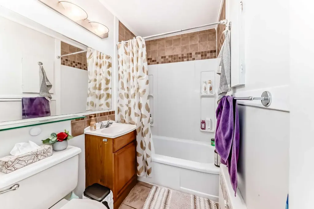 10 Poplar Crescent Springbrook AB T4S 1V3