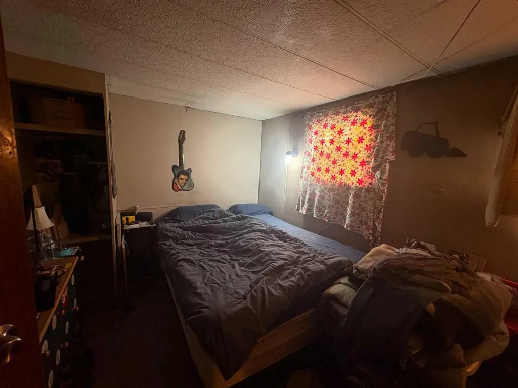 5311 60 Street Rocky Mountain House AB T4T 1N1