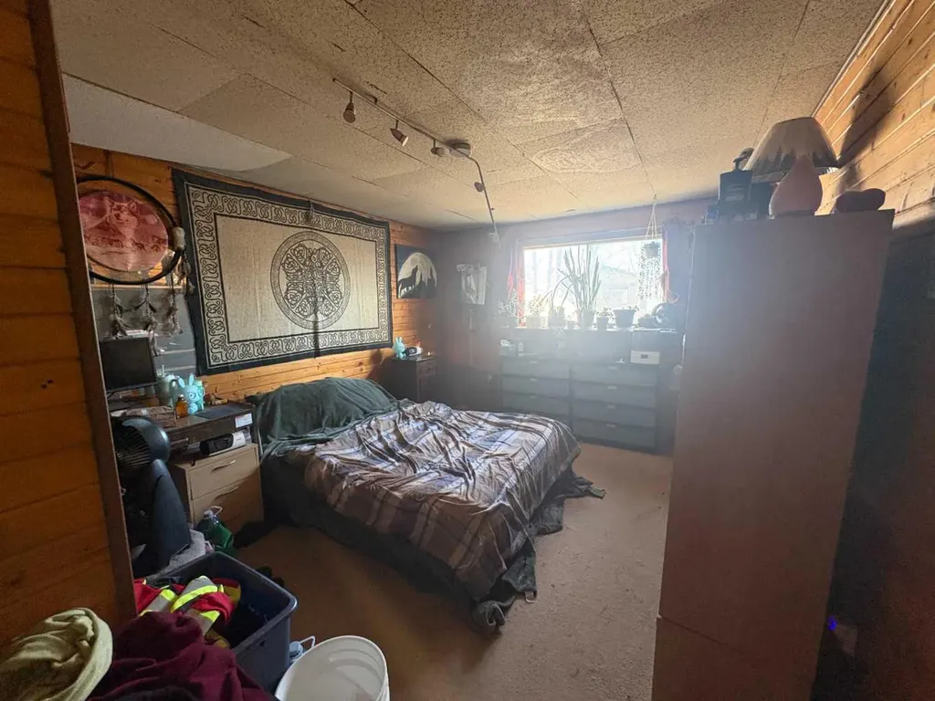 5311 60 Street Rocky Mountain House AB T4T 1N1