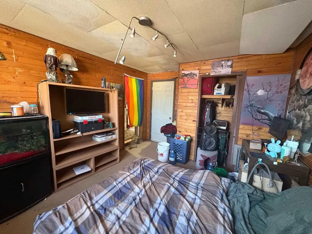 5311 60 Street Rocky Mountain House AB T4T 1N1