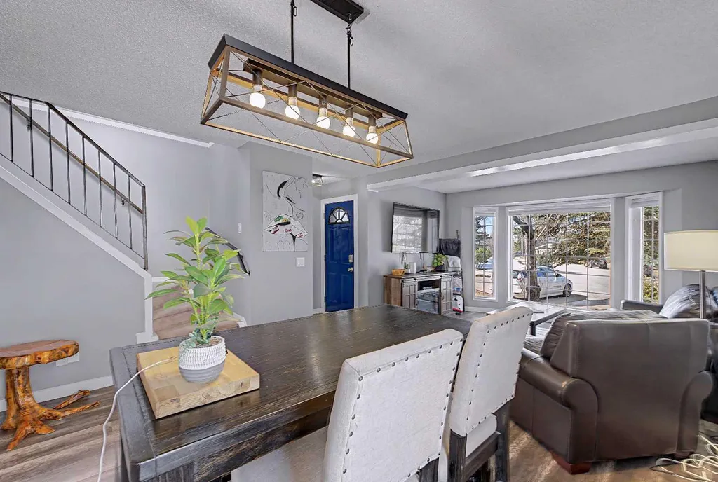 339 Coverdale Court NE Calgary AB T3K 4J8