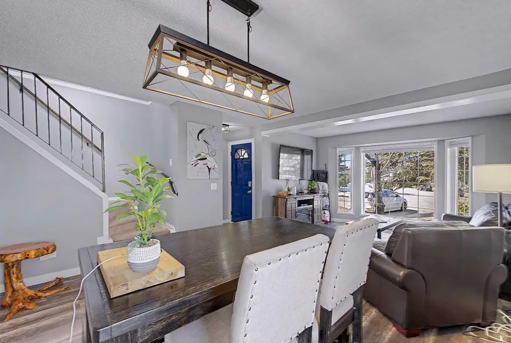 339 Coverdale Court NE Calgary AB T3K 4J8