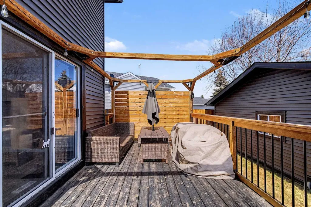 339 Coverdale Court NE Calgary AB T3K 4J8