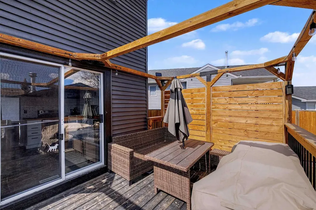 339 Coverdale Court NE Calgary AB T3K 4J8