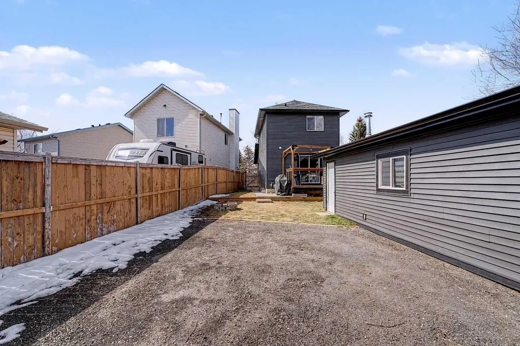 339 Coverdale Court NE Calgary AB T3K 4J8