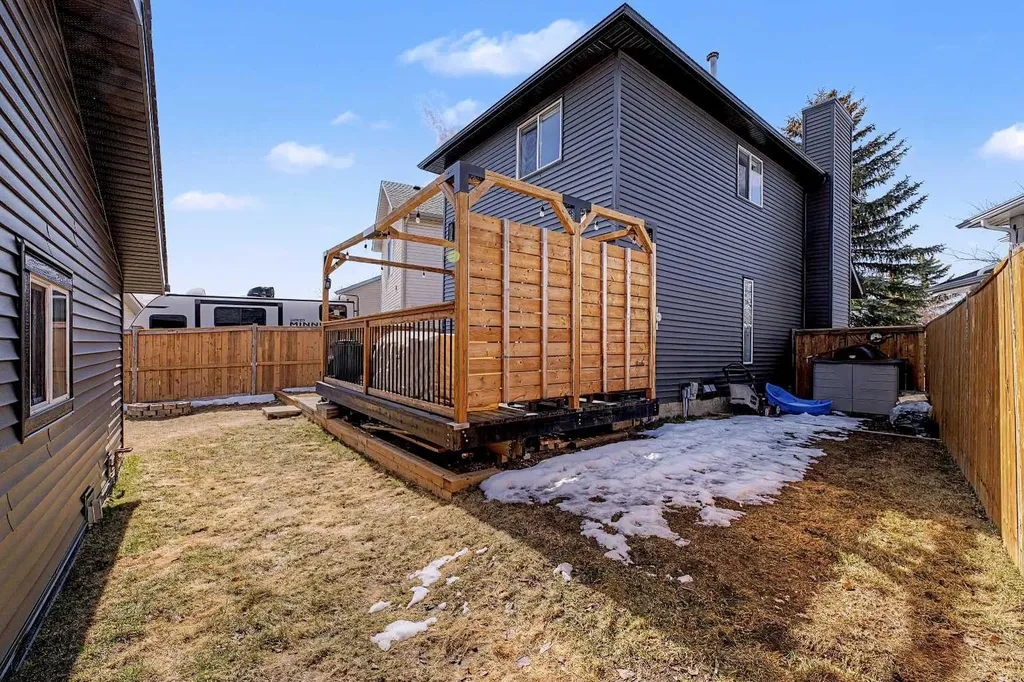 339 Coverdale Court NE Calgary AB T3K 4J8