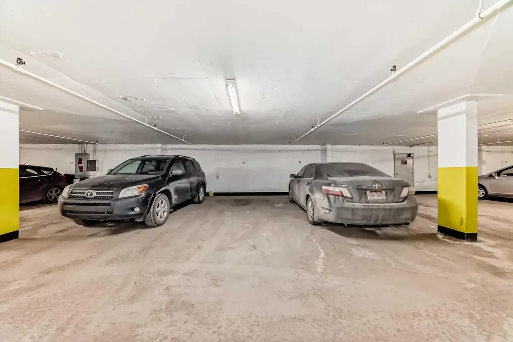 340 14 Avenue SW Calgary AB T2R 1H4