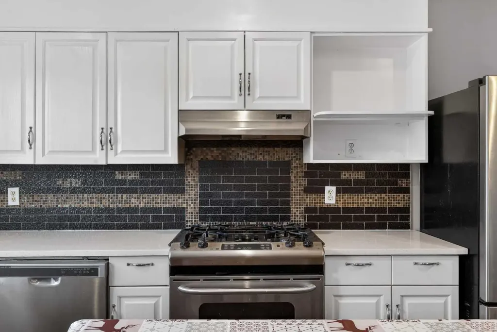 32 Fallingworth Court NE Calgary AB T3J1G4